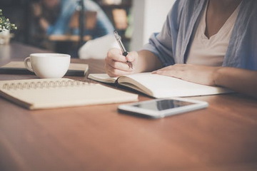 靠譜的視頻短信服務(wù)商：哪個(gè)更專業(yè)？
